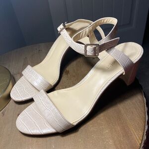 Nine West Pixel Strappy Sandals Size 11